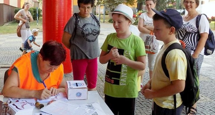 2016-09-10-pesky-mestem-podborany-001.jpg